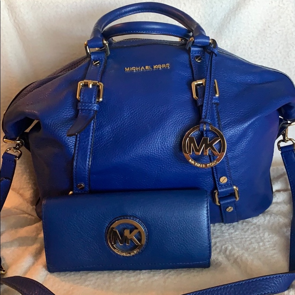 Michael Kors Gorgeous Blue Leather Bag & Wallet